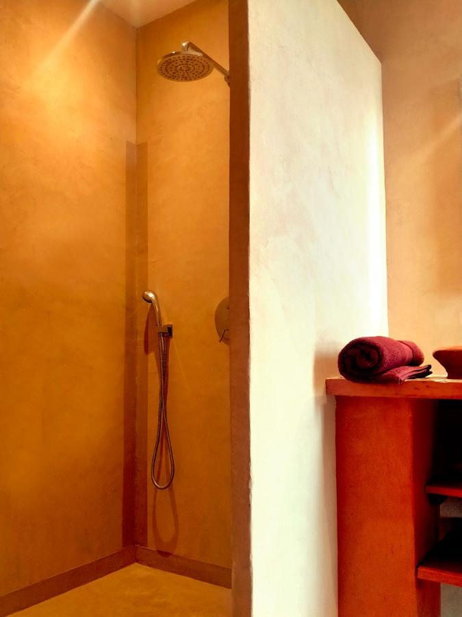 Mas Des Broussonnetiers Apartamento Barjac  Exterior foto